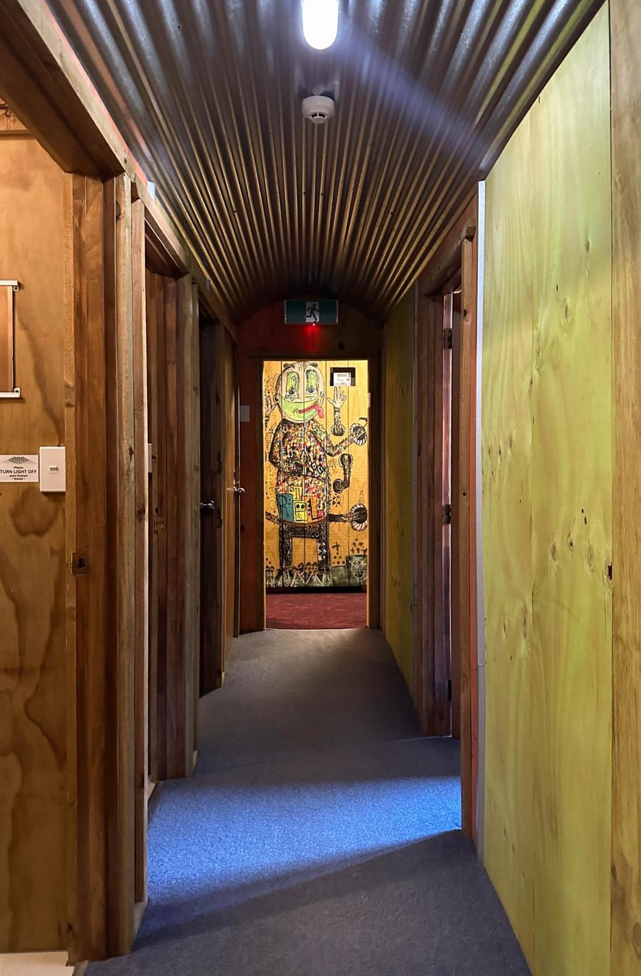 The Crossing Lodge & Backpackers Erua Ngoại thất bức ảnh