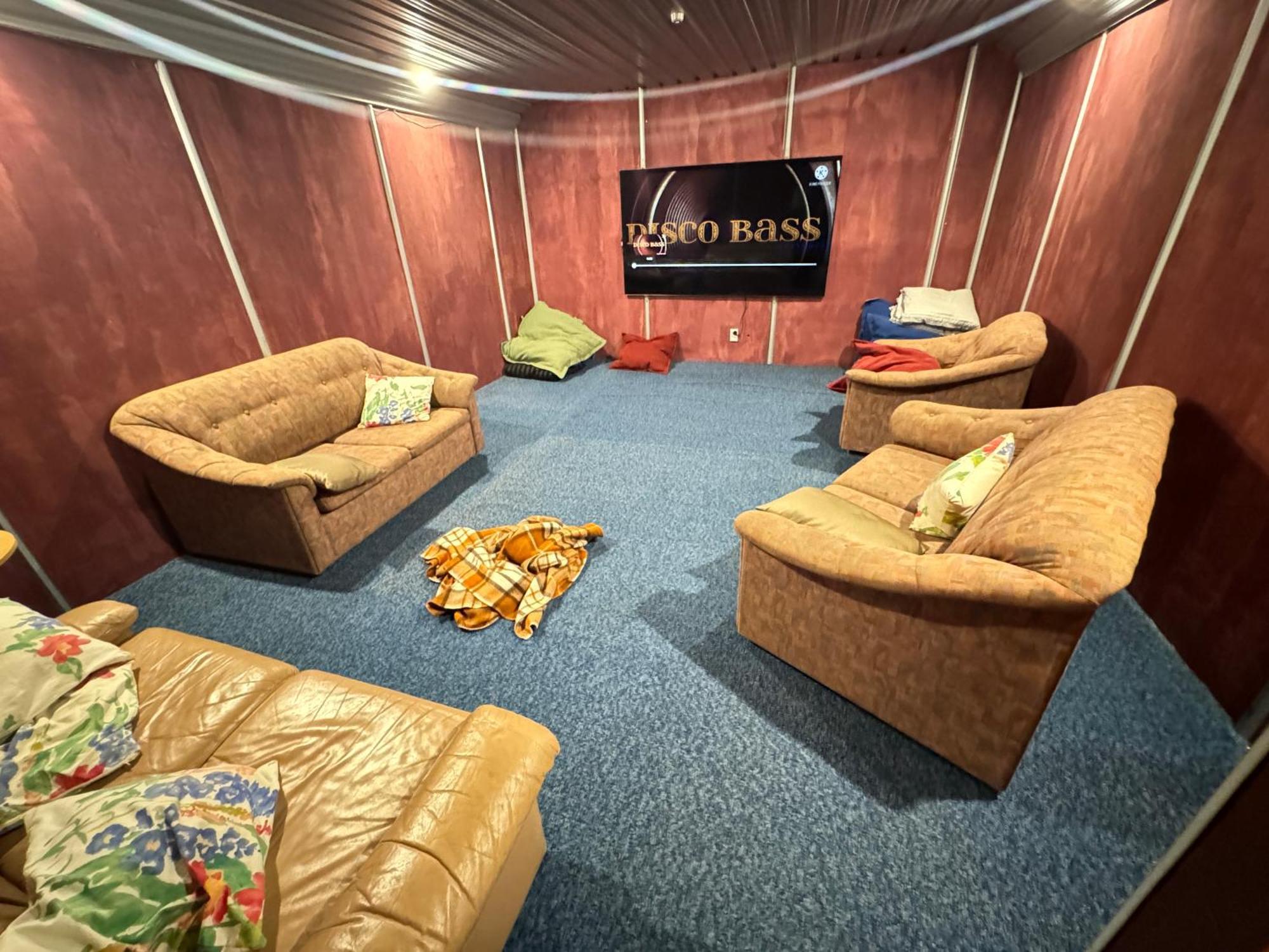 The Crossing Lodge & Backpackers Erua Ngoại thất bức ảnh