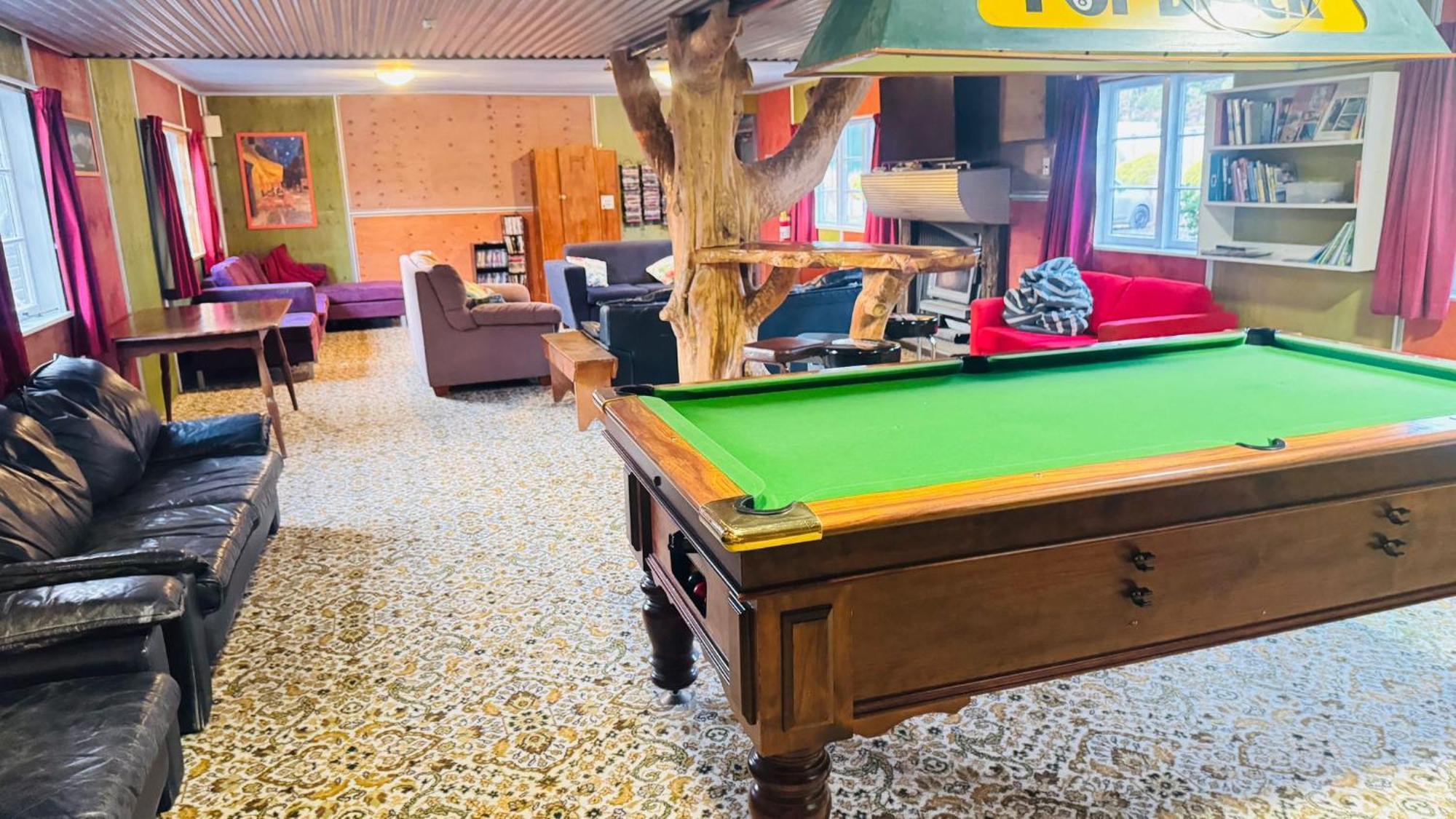 The Crossing Lodge & Backpackers Erua Ngoại thất bức ảnh
